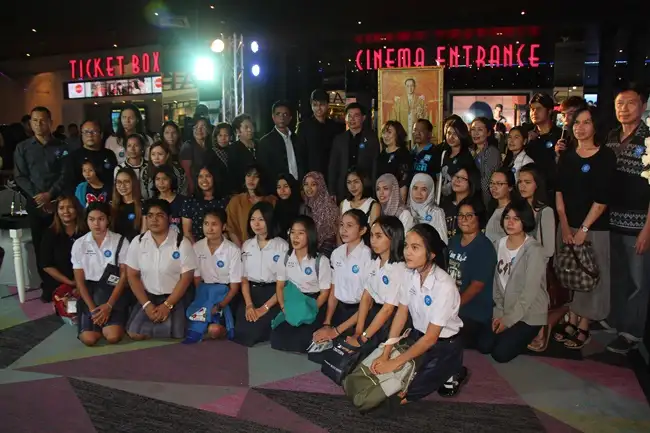 image about ไทยประกันชีวิต ขอบคุณลูกค้าพาดูหนังดี พรจากฟ้า ภาพยนตร์รักอบอุ่นหัวใจ
