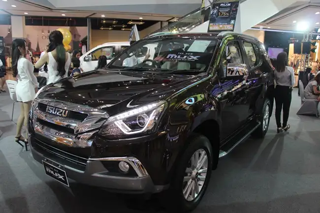 image about อีซูซูสหมอเตอร์ จัดงานเปิดตัว Isuzu MU-X 2017 โฉมไมเนอร์เชนจ์ใหม่
