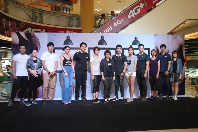 image about ไดอาน่า พร้อมประกวดหนุ่มสวมยีนส์โชว์ SIX Pack & Fit Girl ดีต่อใจทั้งสองงาน