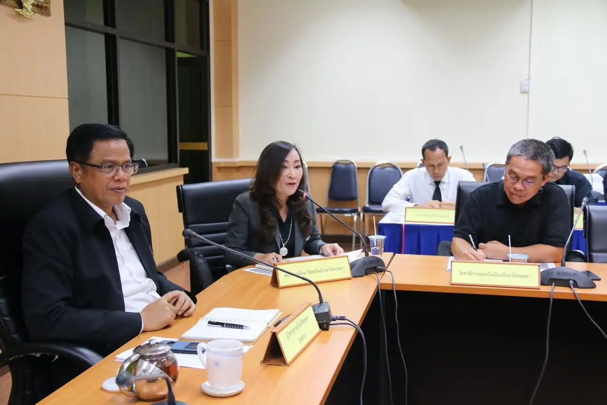 image about ผู้ว่าฯ ประชุมหารือแนวทางการลดขออนุญาตทำการจัดสรรที่ดินให้เร็วขึ้น