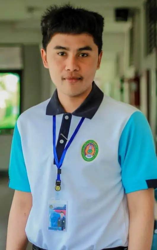 วรวัฒน์ รอดพิบัติ.jpg