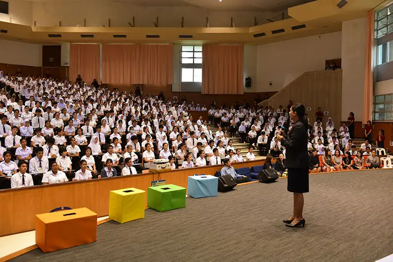 image about คณะพาณิชยศาสตร์และการจัดการ ต้อนรับนักศึกษาใหม่ ประจำปีการศึกษา 2561