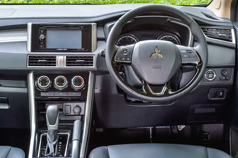 car03190761p2.jpg