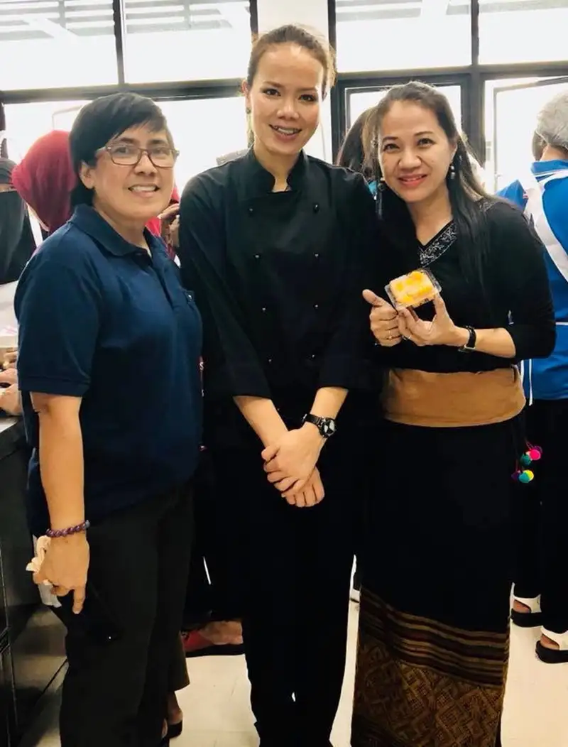 ฝึกทำขนมไทย.jpg