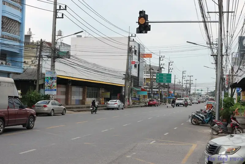 image about ชาวหาดใหญ่คิดเห็นเช่นไร กับไฟแดงใหม่ระหว่างแยกสนามกลางกับแยกโรงปูน