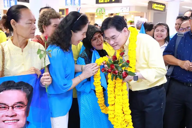 image about “จุรินทร์” นำทัพพรรคประชาธิปัตย์ ลงใต้พบชาวสวนยางสงขลา