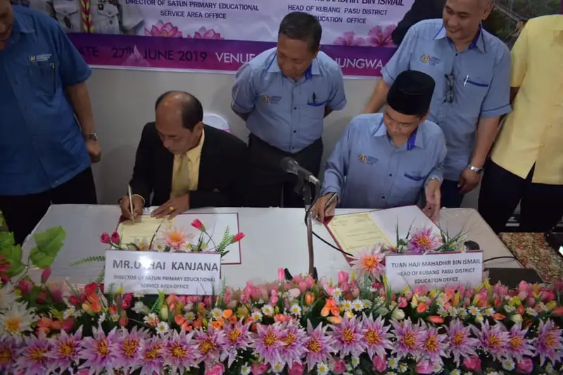 image about การศึกษามาเลย์ ดูงานสตูล พร้อมลงนามความร่วมมือทางการศึกษา เผยสนใจกิจกรรมศาสตร์พระราชา