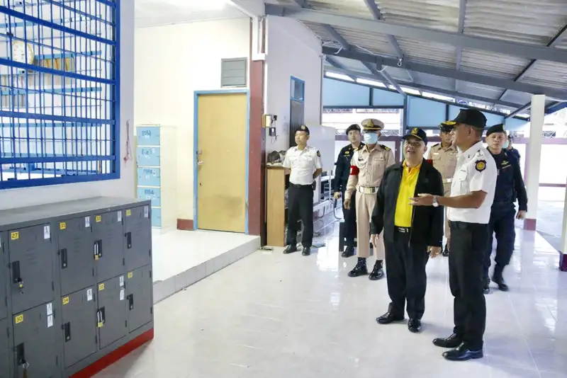 image about สงขลา ผนึกกำลังภาคส่วนที่เกี่ยวข้อง เปิดปฏิบัติการตรวจค้นเรือนจำกรณีพิเศษ เพื่อตรวจหาสิ่งผิดกฎหมาย