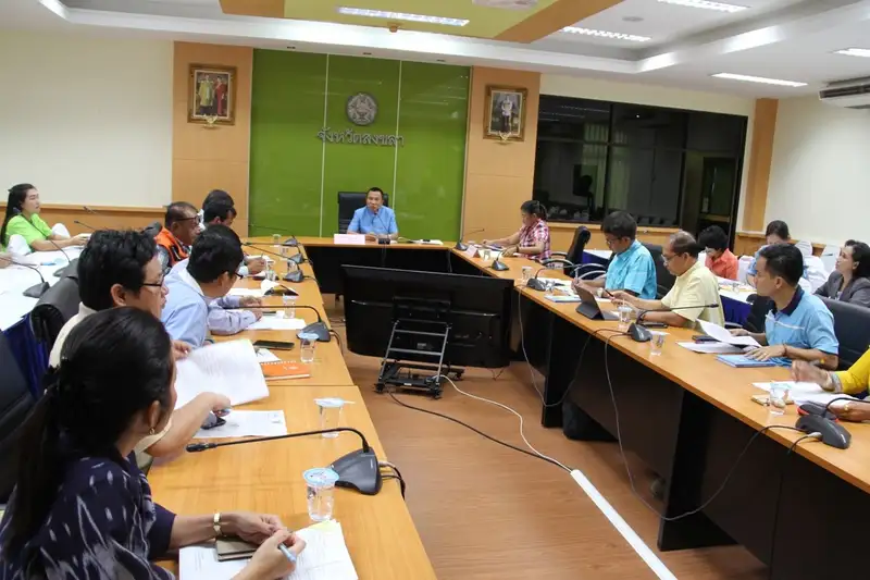 image about พร้อมรับมือน้ำท่วม-ฝนแล้ง ​ผู้ว่าฯ ประชุมหน่วยงานเกี่ยวข้องเตรียมการแก้ไขปัญหาความเดือดร้อนของประชาชน