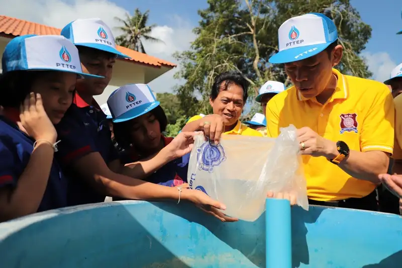 image about ​ผู้ว่าฯ นำทีมผู้นำชุมชนร่วม “ปล่อยปูปลูกป่า” เพื่ออนุรักษ์ฟื้นฟูทรัพยากรธรรมชาติที่ชุมชนบ้านบ่อเก๋ง สิงหนคร