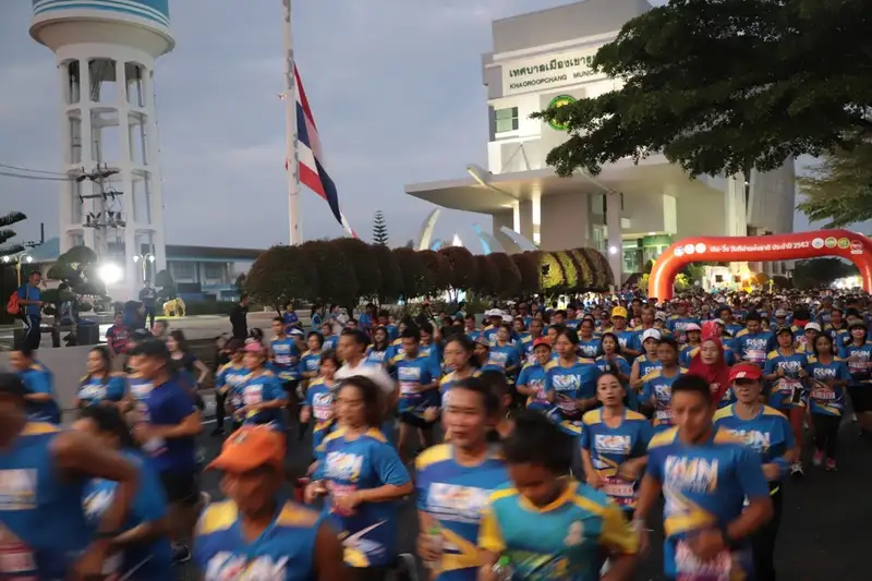 image about ส.กีฬาสงขลา จัดกิจกรรมเดิน-วิ่งวันกีฬาแห่งชาติ บรรยากาศเป็นไปอย่างคึกคัก