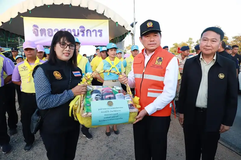 image about ​มท. 2 ลงพื้นที่หาดใหญ่ ตรวจเยี่ยมและให้กำลังใจเจ้าหน้าที่ในการปฏิบัติงานช่วงเทศกาลปีใหม่