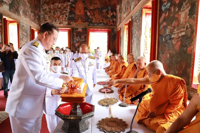 พระราชทานผ้าพระกฐิน ถวายพระสงฆ์จำพรรษาถ้วนไตรมาส ณ วัดมัชฌิมาวาส