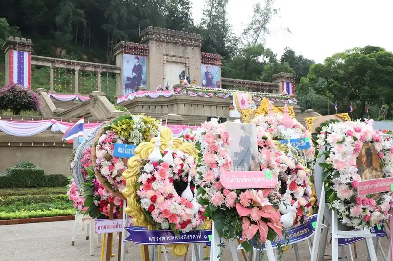 ​ผู้ว่าฯ นำพสกนิกรชาวสงขลา ร่วมพิธีบำเพ็ญกุศลเนื่องในวันปิยมหาราช