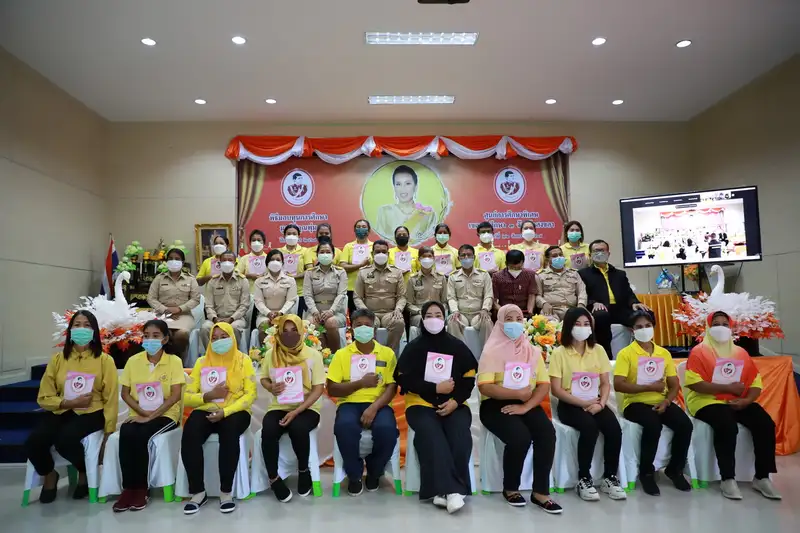 image about มูลนิธิคุณพุ่ม มอบทุนการศึกษาแก่เด็กออทิสติกและเด็กพิการในพื้นที่จังหวัดสงขลา ประจำปีการศึกษา 2565 จำนวน 143 ทุน รวมเป็นเงิน 715,000 บาท