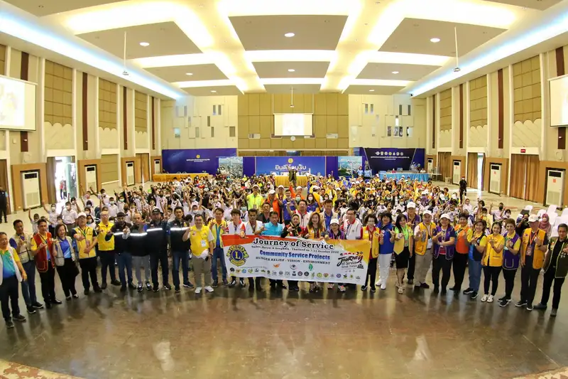 image about ​สโมสรไลออนส์ร่วมกับเทศบาลนครหาดใหญ่ ร่วมมอบแว่นสายตาให้กับเด็กนักเรียน ส่งเสริมคุณภาพชีวิตของเด็ก เยาวชน