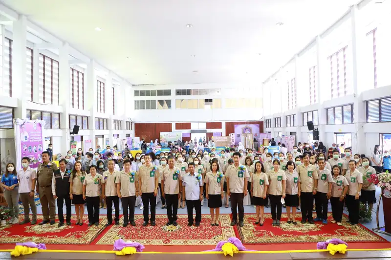 image about ​รองผู้ว่าราชการจังหวัดสงขลา เปิดกิจกรรมรณรงค์ “คนไทยฟันดี สดุดีสมเด็จย่า” ตุลาคม 2565 เดือนแห่งการรณรงค์ดูแลสุขภาพช่องปากคนไทย เนื่องในวันทันตสาธารณสุขแห่งชาติ เพื่อถวายเป็นพระราชกุศลแด่สมเด็จพระศรีนครินทราบรมราชชนนี