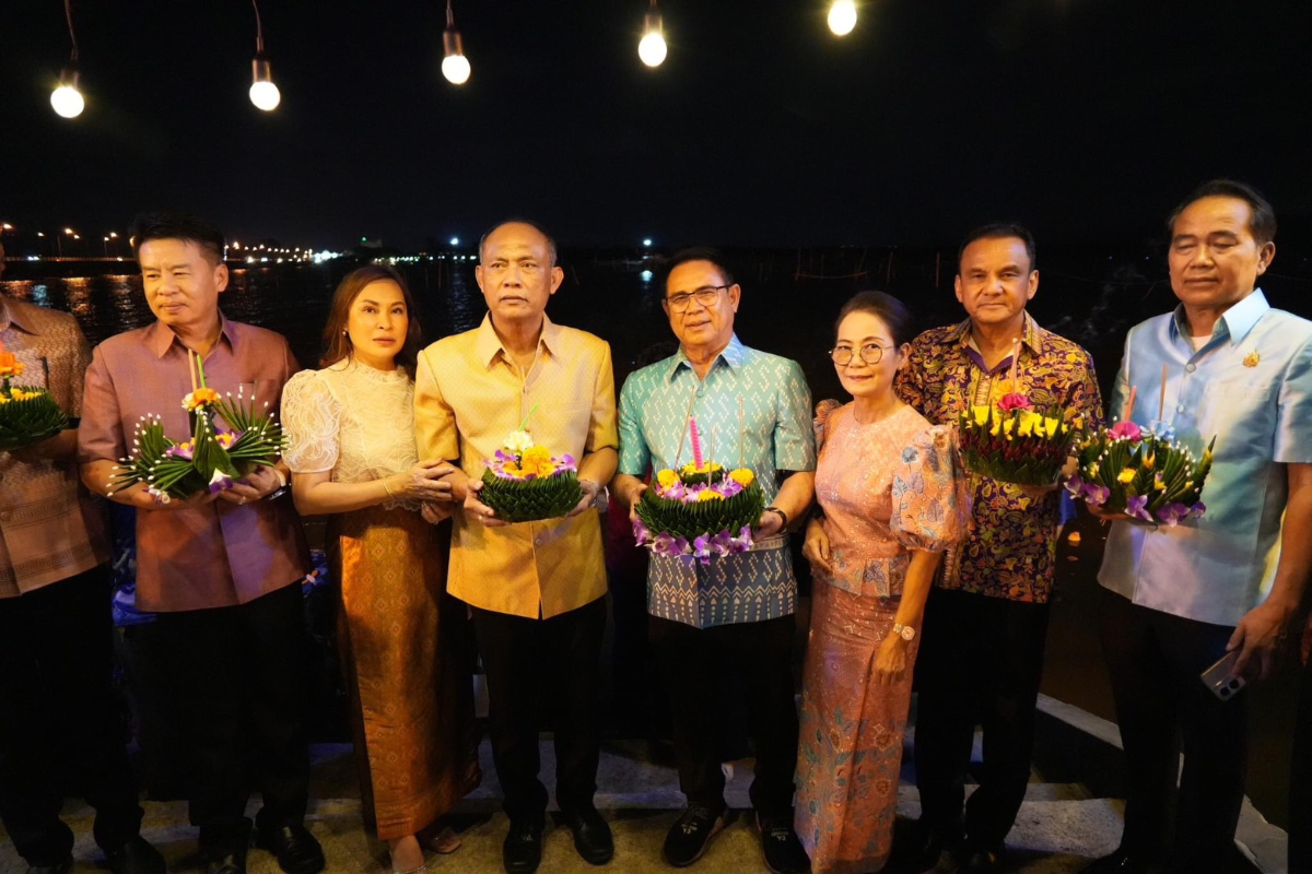 อบจ.สงขลา ร่วมสืบสานประเพณีลอยกระทง วัดแหลมพ้อ ตำบลเกาะยอ อำเภอเมืองสงขลา จังหวัดสงขลา