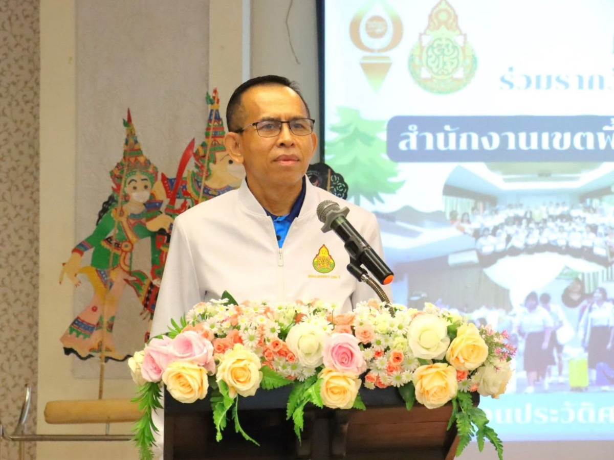 อบจ.สงขลา เปิดค่ายผู้นำเยาวชนจังหวัดชายแดนภาคใต้ 5 จังหวัด ร่วมสืบสานอุดมการณ์ "เกิดมาต้องตอบแทนบุญคุณแผ่นดิน" ของพลเอก เปรม ติณสูลานนท์ ให้อยู่คู่ภาคใต้ตลอดไป