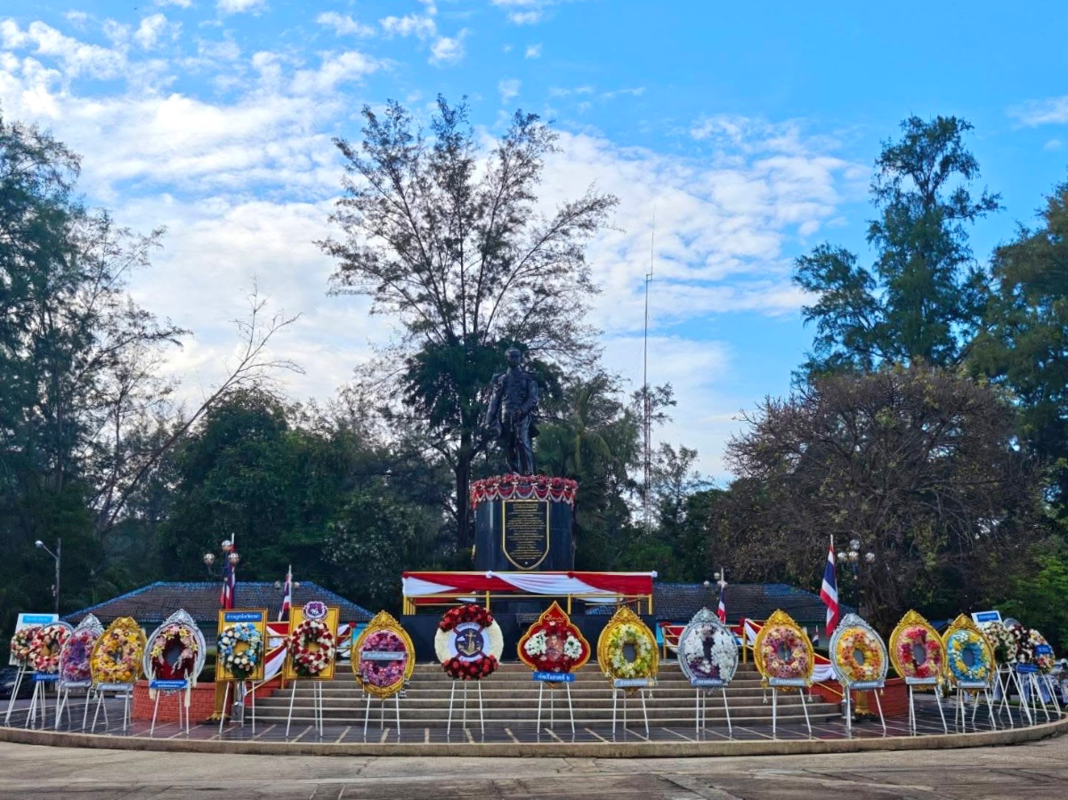 อบจ.สงขลา ร่วมน้อมรำลึก 102 ปี “องค์บิดาของทหารเรือไทย” เนื่องในวันอาภากร ประจำปี 2568
