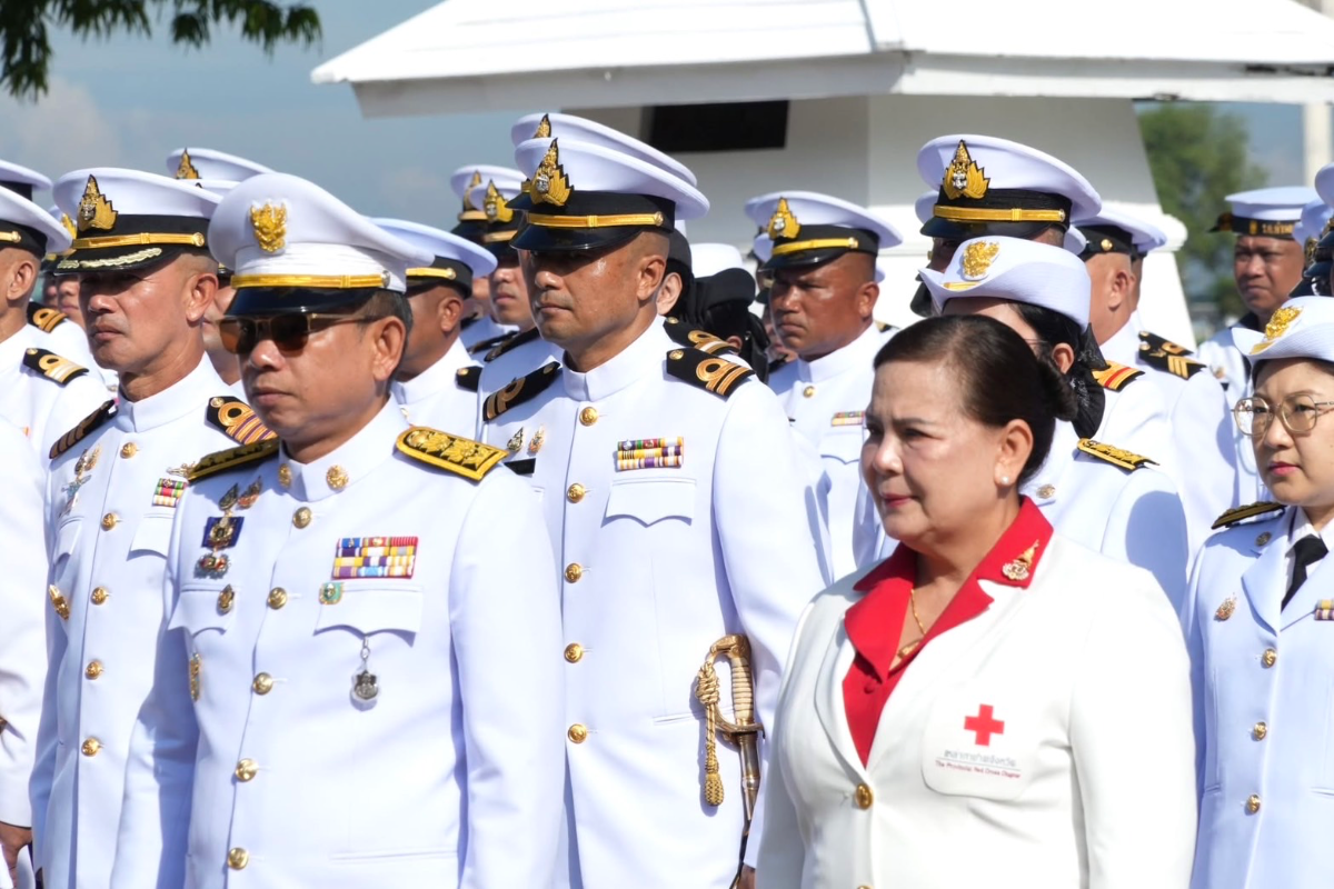 ภาพประกอบเนื้อหา 3 อบจ.สงขลา ร่วมน้อมรำลึก 102 ปี “องค์บิดาของทหารเรือไทย” เนื่องในวันอาภากร ประจำปี 2568