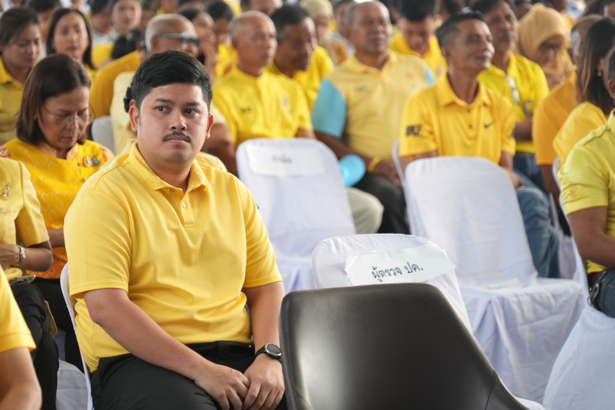 อบจ.สงขลา ร่วมปลูกป่าเฉลิมพระเกียรติฯ แสดงความจงรักภักดี สนองพระราชปณิธาน ร.10 สืบสาน รักษา ต่อยอดการอนุรักษ์ฟื้นฟูป่าไม้ให้ประชาชนอยู่ร่วมกับป่าได้อย่างยั่งยืน