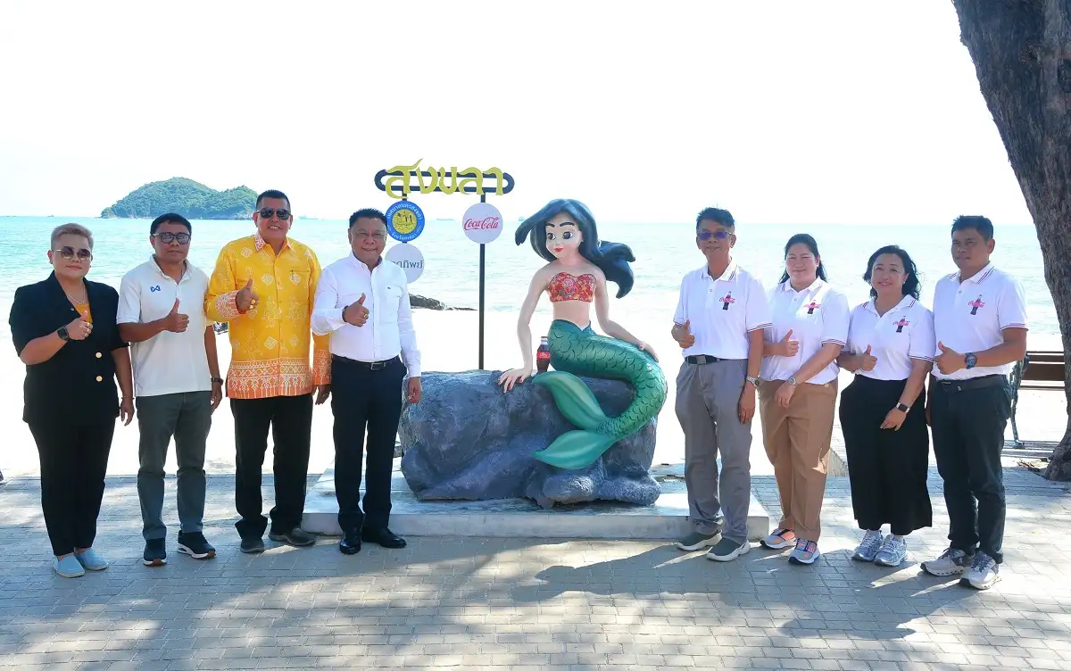 “หาดทิพย์” ส่งมอบเก้าอี้ดีไซน์พิเศษ สะท้อนอัตลักษณ์สงขลา ต้อนรับ SEA Games 2025