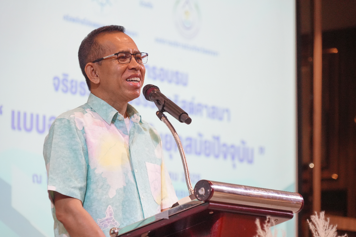 อบจ.สงขลา ปลูกฝังคริสต์ศาสนิกชนเรียนรู้หลักธรรมและการครองตนในสังคมอย่างมีความสุข พร้อมมอบเกียรติบัตร “12 คุณแม่ดีเด่น” แบบอย่างผู้มีความรักและการเสียสละ