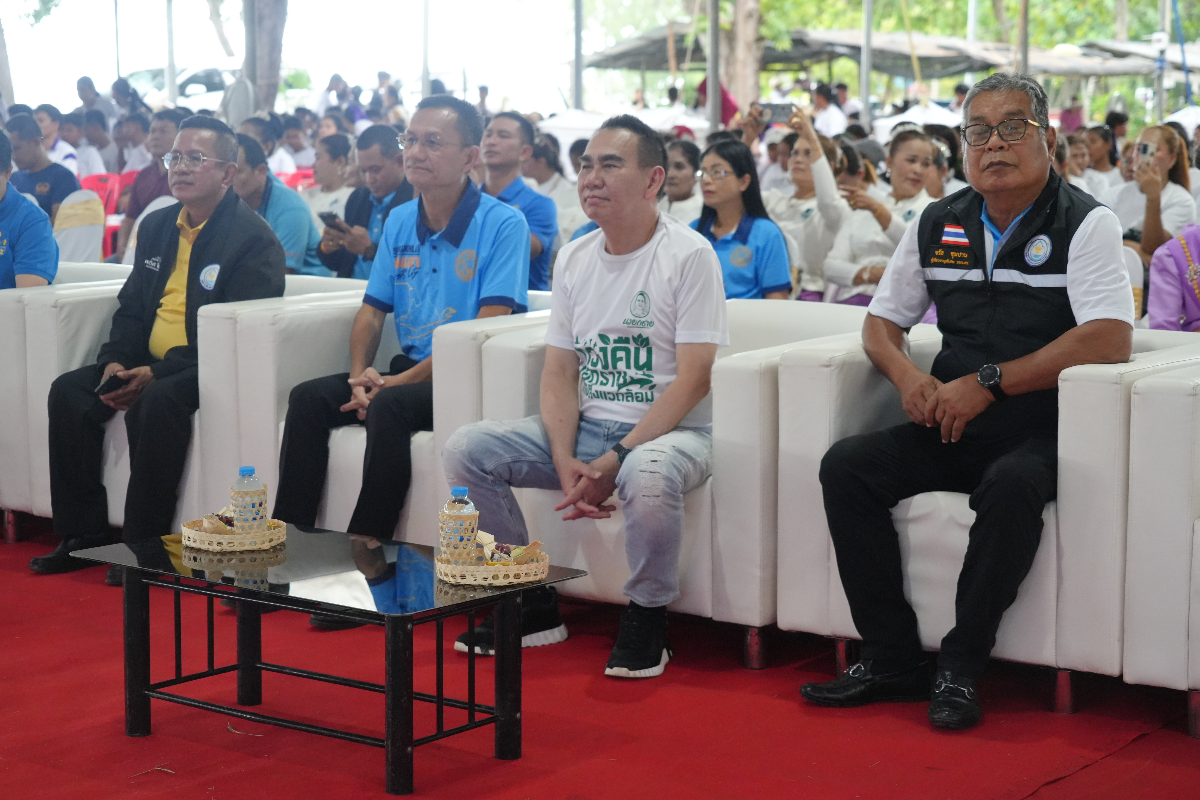 อบจ.สงขลา ร่วมปล่อยพันธุ์สัตว์น้ำในพิธีเปิดโครงการสร้างจิตสำนึกด้านการอนุรักษ์ทรัพยากรน้ำ (แม่น้ำ ลำคลอง)