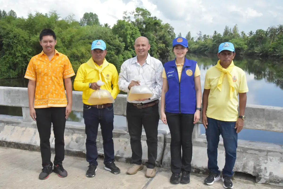 ภาพประกอบเนื้อหา 2 กฟผ. โรงไฟฟ้าจะนะจัดกิจกรรมปล่อยพันธุ์สัตว์น้ำ ครั้งที่ 2/2568