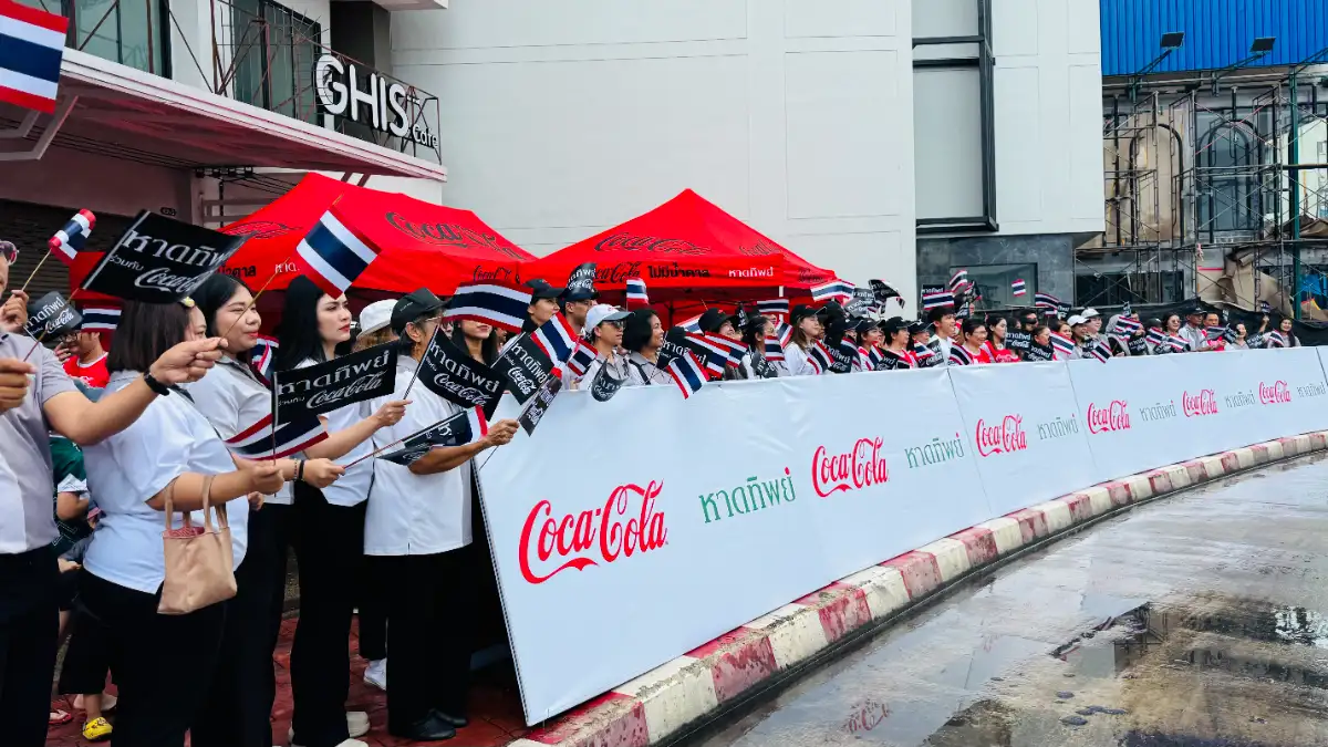 ภาพประกอบเนื้อหา 4 หาดทิพย์ปลุกพลังซีเกมส์-อาเซียนพาราเกมส์ 2025: "ไฟพระฤกษ์" ส่องสว่างสงขลา ผู้คนร่วมให้กำลังใจคึกคัก!