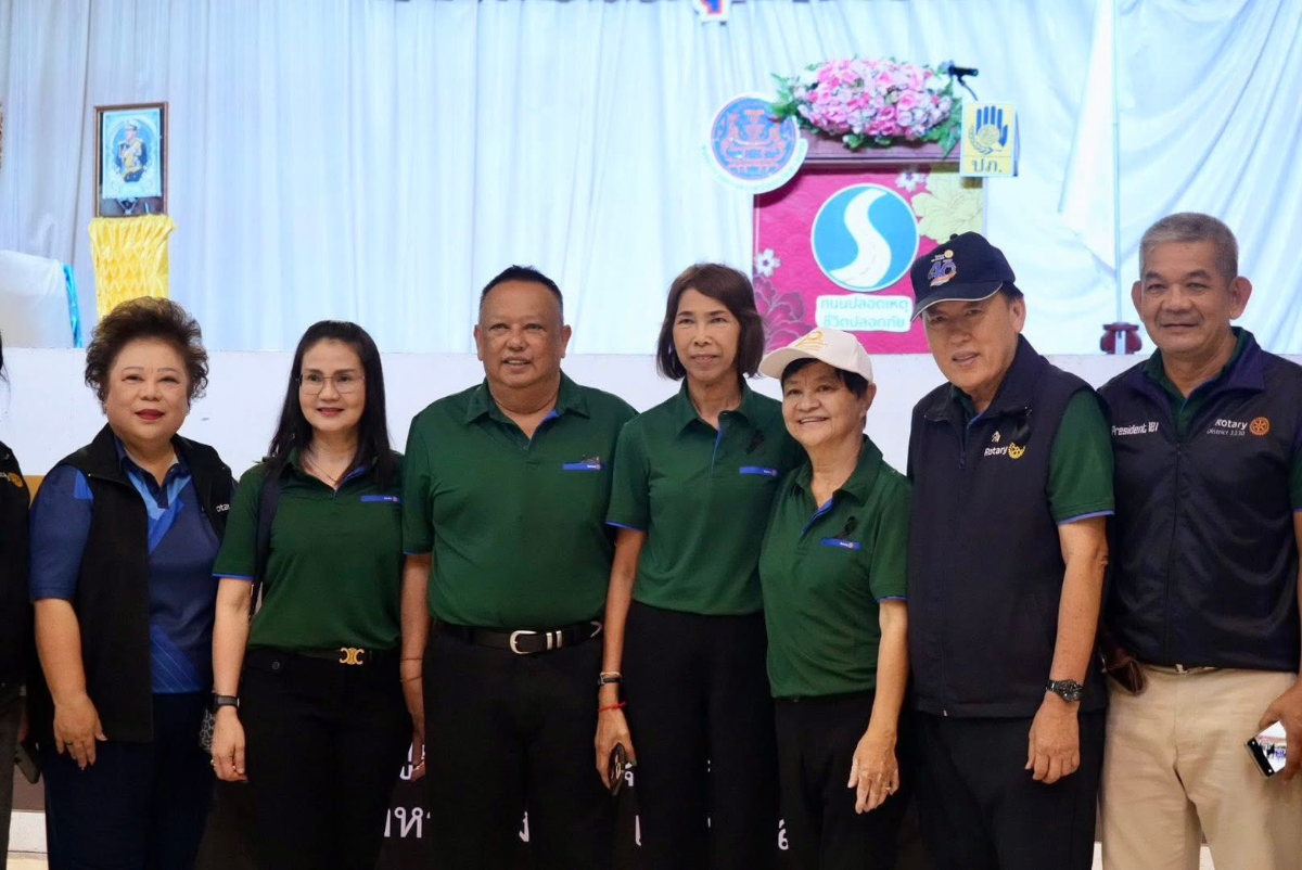 วันโลกรำลึกถึงผู้สูญเสียจากอุบัติเหตุทางถนน" (World Day of Remembrance for Road Traffic Victims)