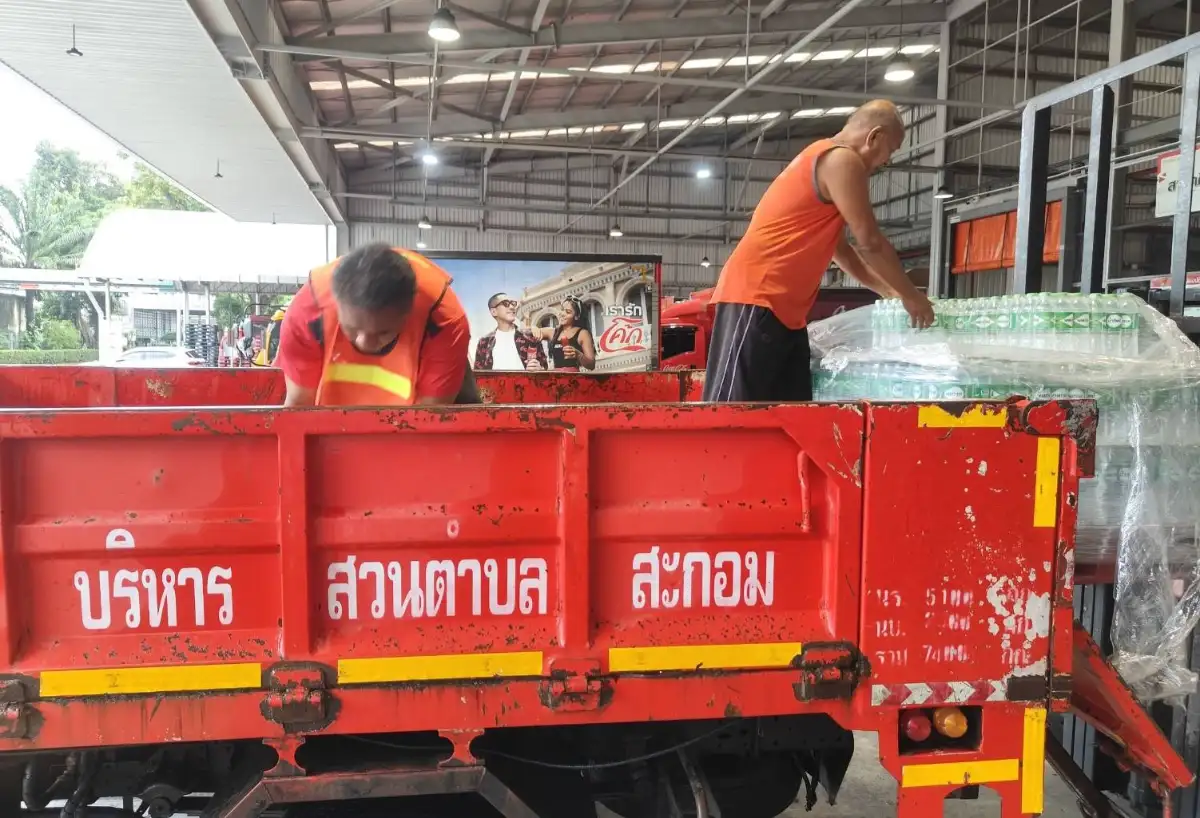 ภาพประกอบเนื้อหา 4 “หาดทิพย์” แถลงยืนยันน้ำท่วมไม่กระทบฐานการผลิต พร้อมระดมสรรพกำลังเร่งให้ความช่วยเหลือพนักงานและชุมชนที่ได้รับผลกระทบ