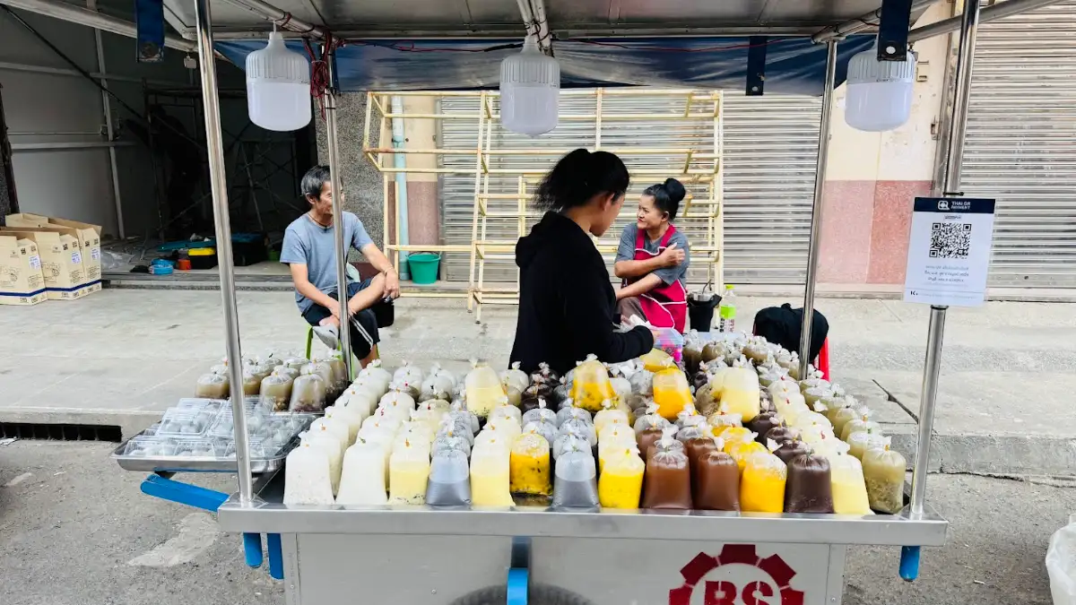 ตำนานความอร่อย 21 ปี! “ร้านน้ำเพื่อสุขภาพพี่ปู & น้องเล็ก” จากเต้าหู้สูตรดั้งเดิม สู่เมนูเครื่องดื่มเพื่อสุขภาพคู่ใจชาวกิมหยง