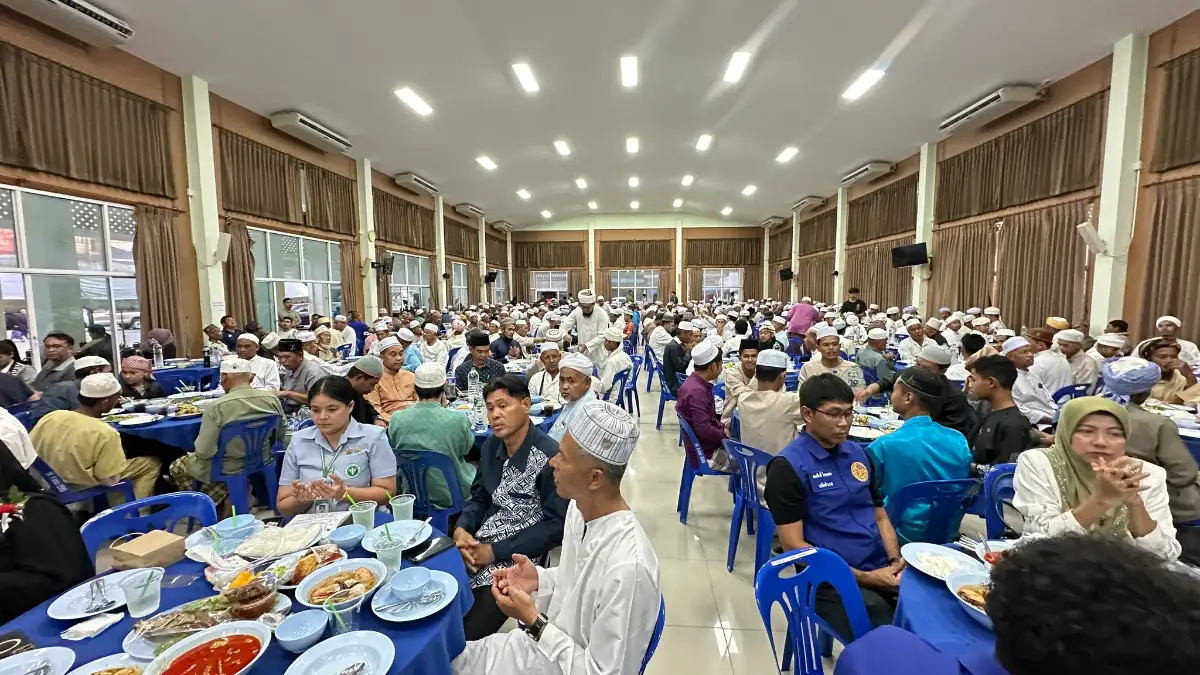 กฟผ.โรงไฟฟ้าจะนะร่วมกิจกรรมโครงการรอมฎอนสัมพันธ์สู่เดือนอันประเสริฐ อำเภอจะนะ